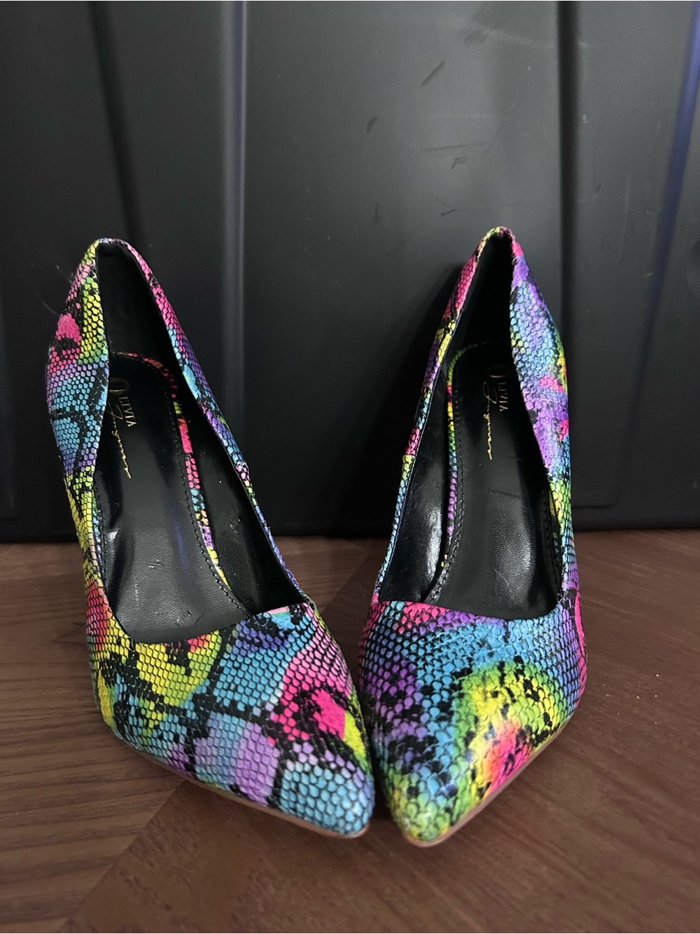 Women's Multicolor Snake-Print Pointed Toe Pumps